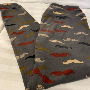 OS luLaRoe mustache Leggins, excellent condition